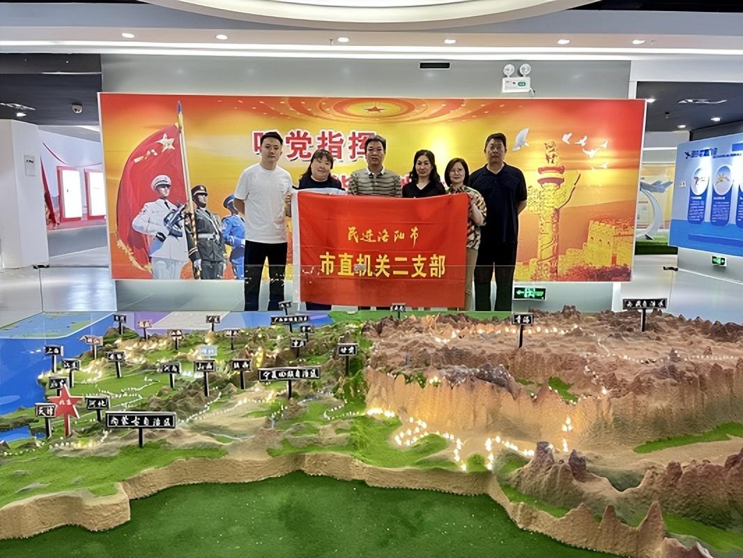 国防军事体验馆，深度感受军事文化的魅力，国防军事体验馆，沉浸式感受军事文化的独特魅力
