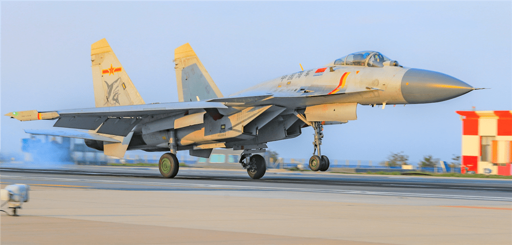 歼-15雷达导弹系统，中国海军航空兵力量的核心支柱，歼-15雷达导弹系统，中国海军航空兵力量的核心支柱揭秘