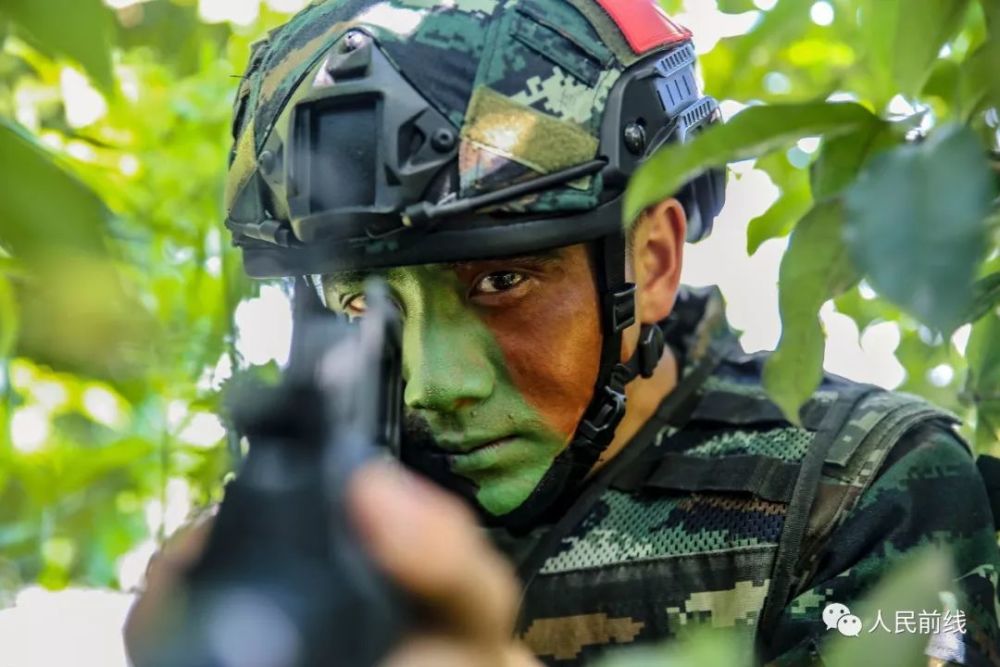 武警特战部队，精英中的精英，无可比拟的档次，武警特战部队，精英之颠，无可匹敌的战斗力