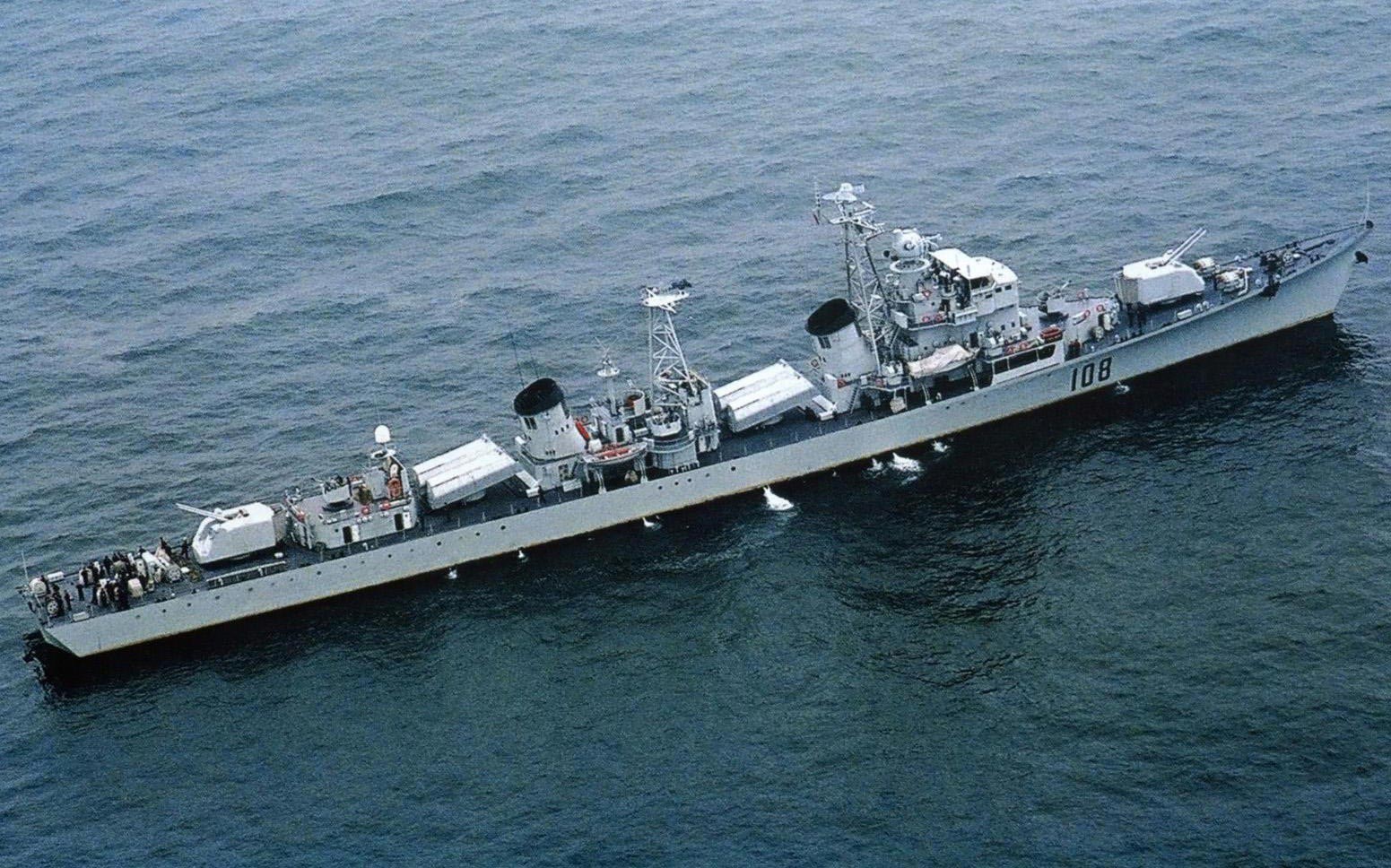 中国海军新篇章，051驱逐舰的建造历程，中国海军新篇章，051驱逐舰建造历程揭秘