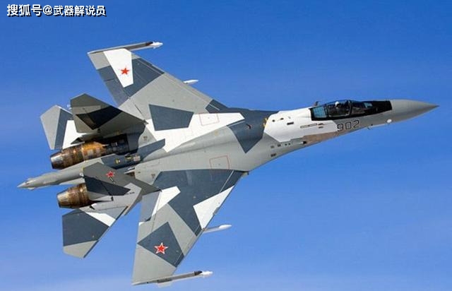 歼-16与苏-35机动性比较，现代空中力量的两大支柱，歼-16与苏-35机动性对比，现代空中力量的两大支柱展示