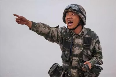 解放军与普通兵的区别，职责、角色与使命的差异，解放军与普通兵，职责、角色与使命的对比与解析