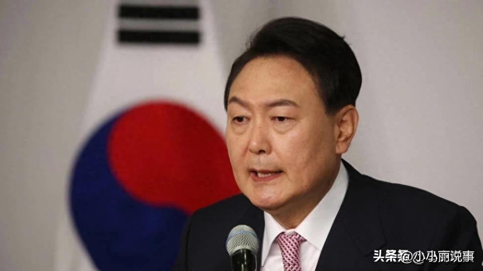 文在寅就李在明遇袭事件发声，呼唤和平与正义的力量，文在寅就李在明遇袭事件发声，呼唤和平与正义的力量的呼声响起