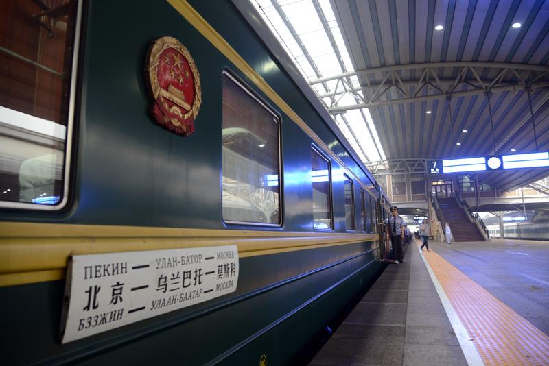 中国空军一号列车，战略运输与国防力量的重要支柱，中国空军一号列车，战略运输与国防力量的核心支柱
