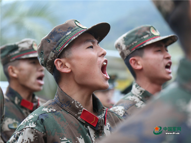 新兵下连，老兵过年，传承与融合的军营年味，军营年味，传承与融合——新兵下连，老兵共庆佳节