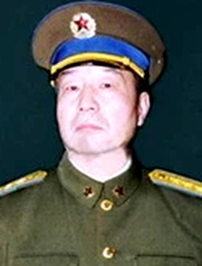 中国人民解放军空军学校，培养空中力量的摇篮，中国人民解放军空军学校，培育空中精英的摇篮
