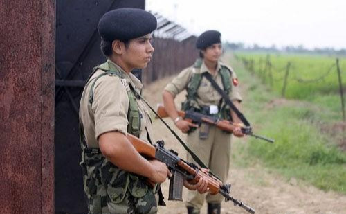 中国年轻漂亮女兵图片，展现新时代巾帼英雄的风采，新时代巾帼英雄风采，中国年轻漂亮女兵图片展示
