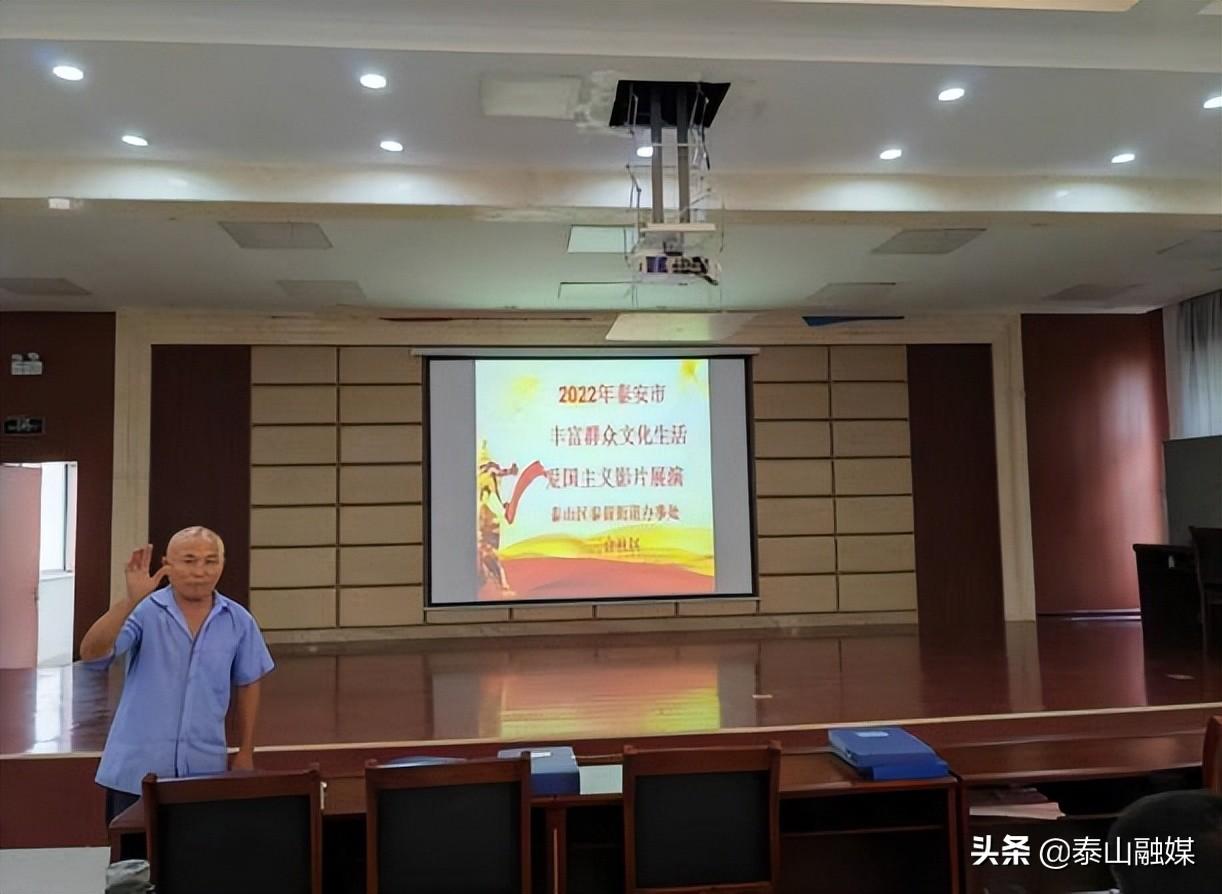 纪念中国人民志愿军，英勇无畏，永垂不朽，纪念中国人民志愿军，英勇无畏，精神永垂不朽