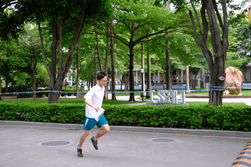 为什么说空三师滚出芜湖——深度解析背后的原因，深度解析，空三师为何离开芜湖？