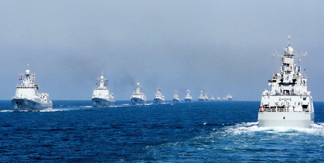 中国海军海上阅兵图片，展现大国海军风采，中国海军海上阅兵图片，展现大国海军雄姿风采