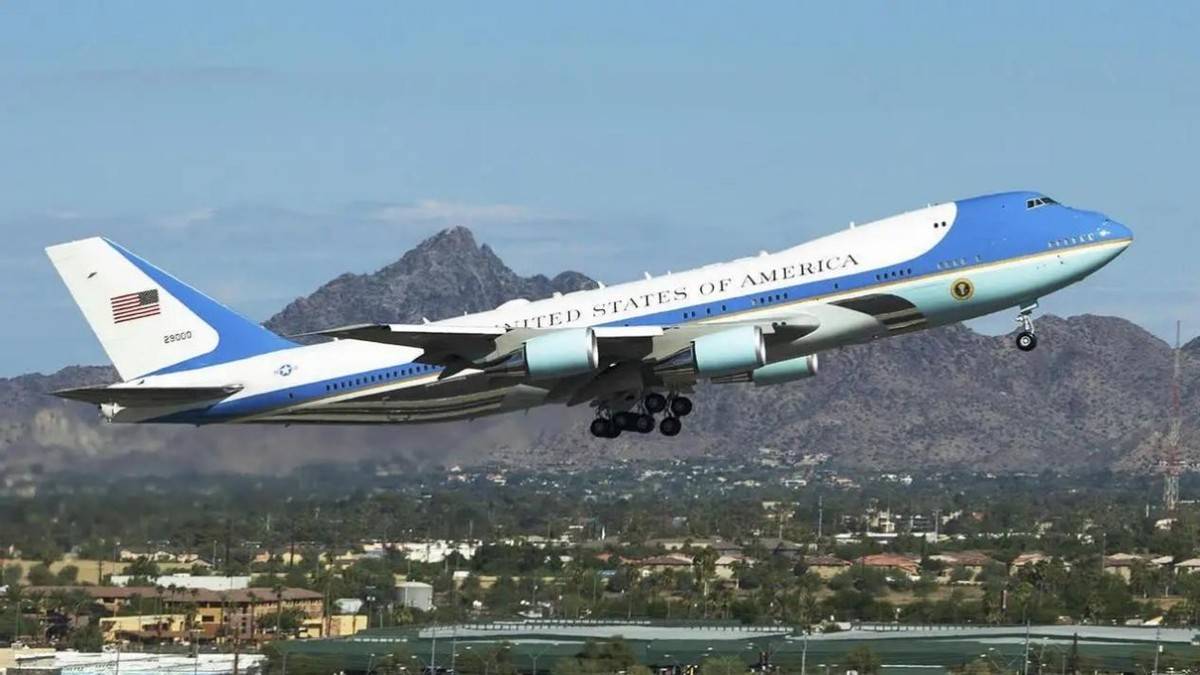 中国空军一号飞机的安全性分析，中国空军一号飞机的安全性解析