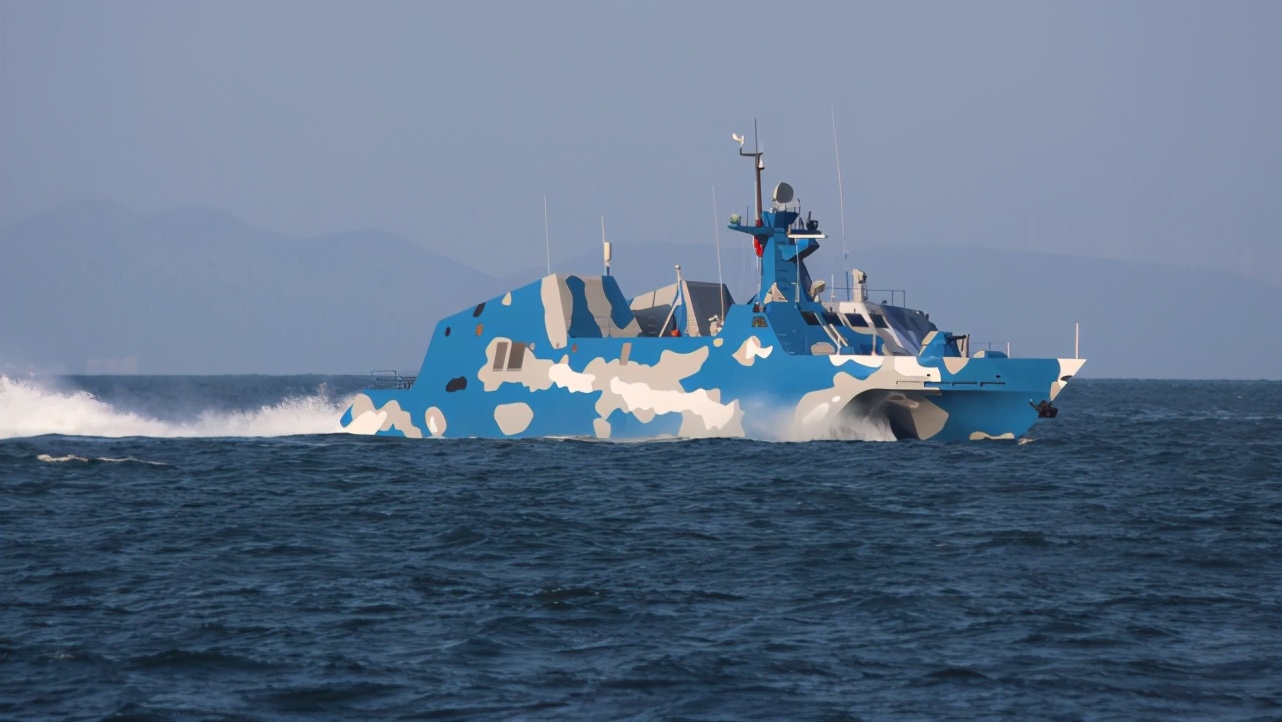 南海战略部署，022导弹艇在南海的部署及其意义，南海战略部署，022导弹艇的南海部署及其战略意义解析
