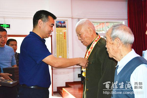 七十周年大阅兵纪念章，荣耀与力量的象征，七十周年大阅兵纪念章，荣耀与力量的永恒象征