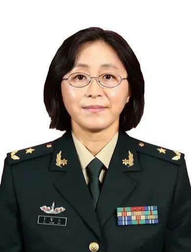 女仪仗队长程诚现任职务，荣耀与担当，女仪仗队长程诚，荣耀与担当的现任职务之路