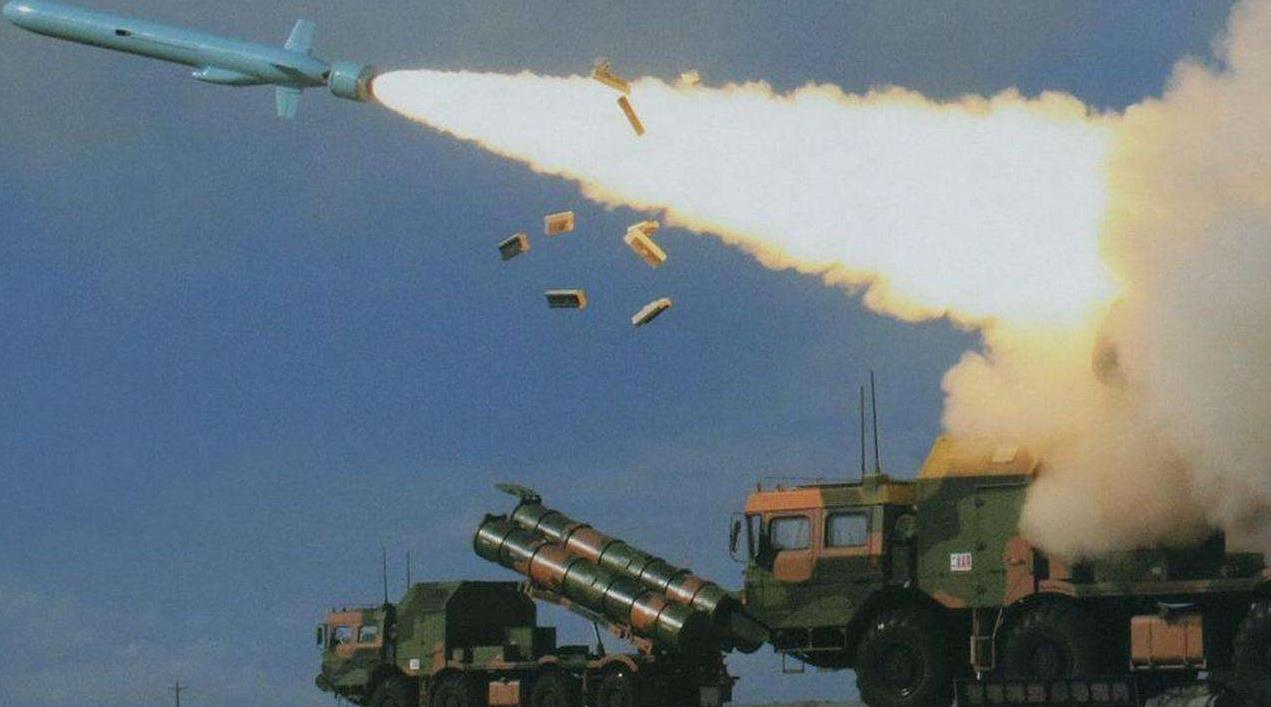 鹰击长空，鹰击62反舰导弹的射程与威力分析，鹰击长空，鹰击62反舰导弹射程与威力深度解析
