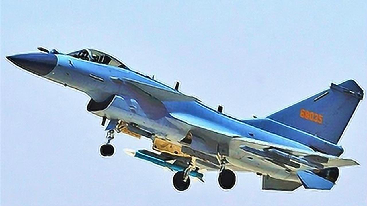 歼-10战机，超音速的空中霸主，歼-10战机，超音速空中霸主风采展示