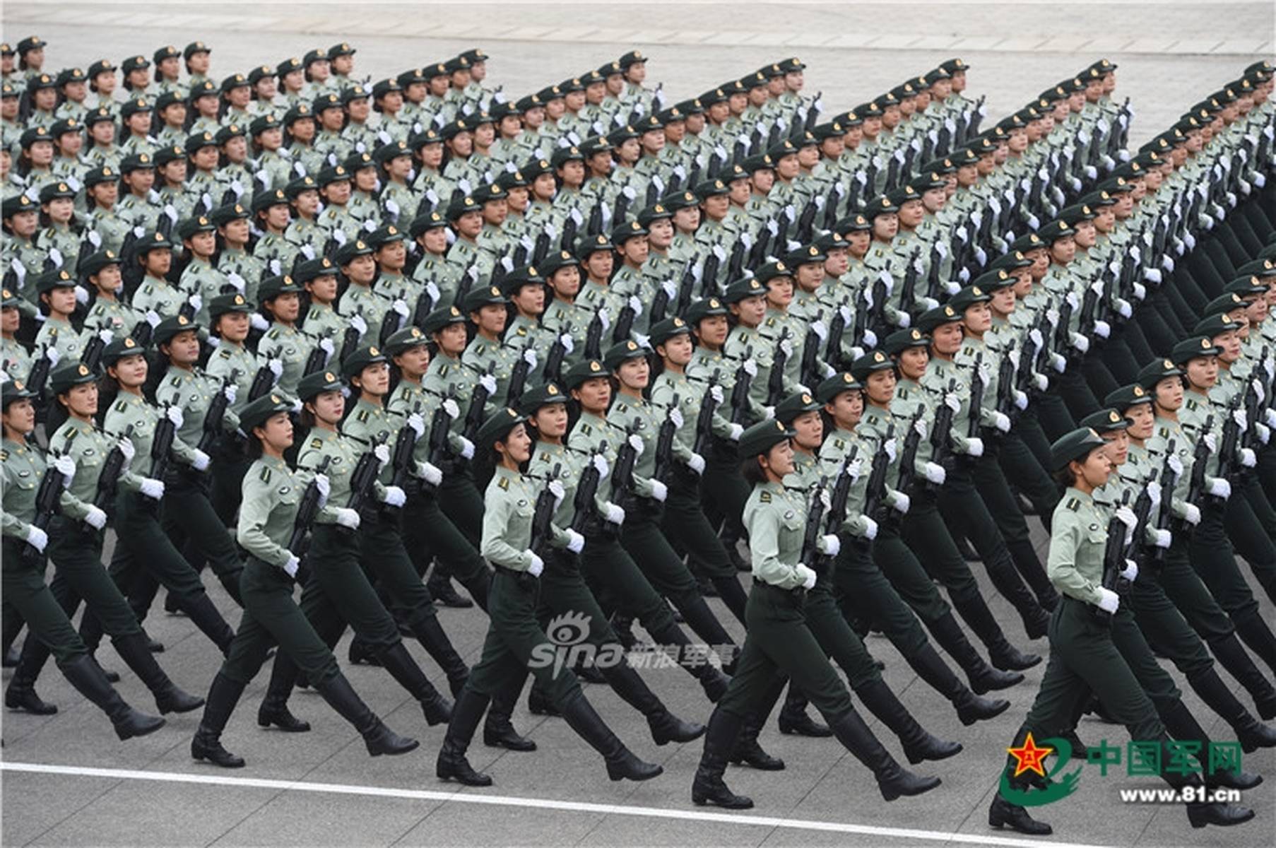 大阅兵的方阵告诉我，大阅兵震撼方阵展示