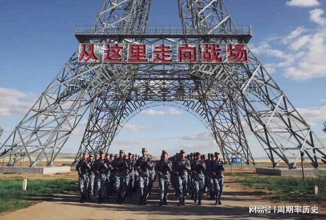 朱日和镇普通人可以去吗？——一个关于旅游与军事基地的探讨，朱日和镇，旅游与军事基地的探秘之旅，普通人能否前往？