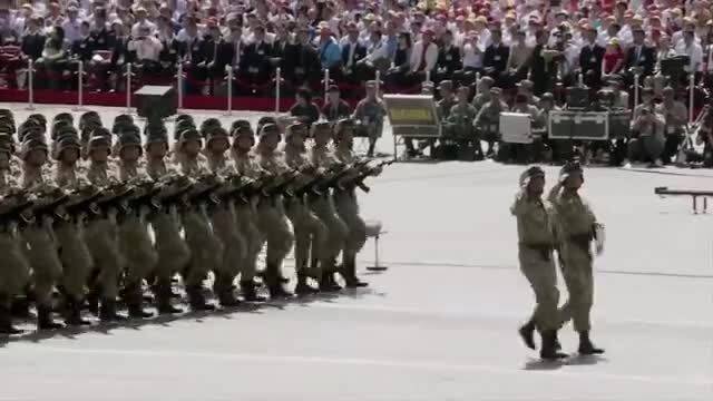 外国与我国的阅兵比较，历史、形式与意义，外国与中国的阅兵对比，历史沿革、展示形式与深远意义