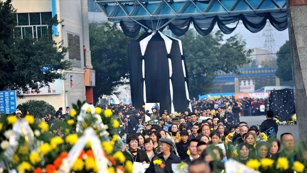 歼-10纸模型图纸免费下载，探索与体验纸艺的魅力，歼-10纸模型图纸免费下载，探索纸艺魅力，体验飞行乐趣