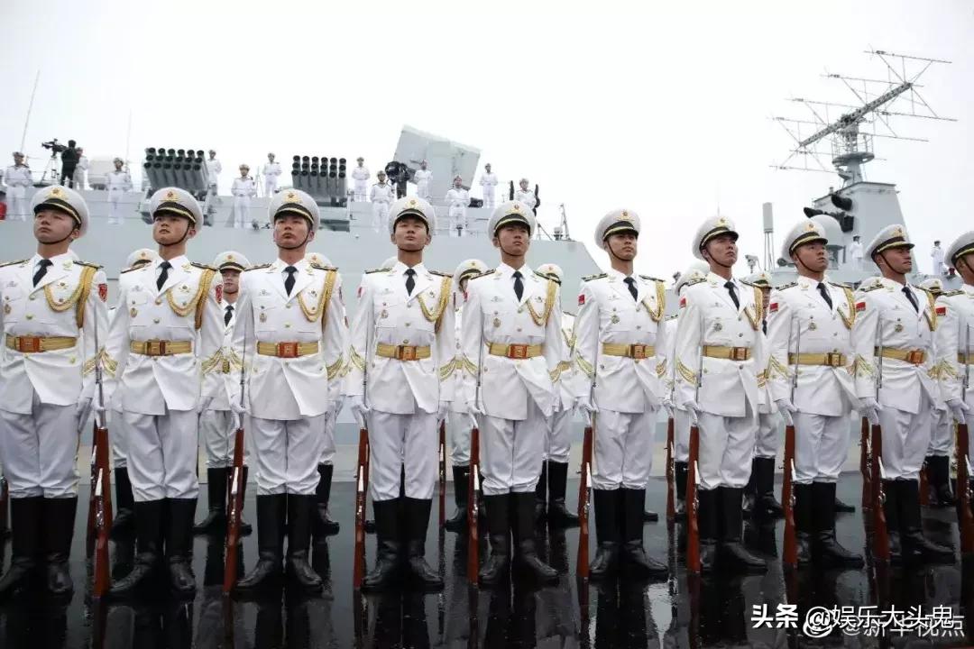 庆祝海军荣耀，回顾中国海军七十年的辉煌历程与阅兵盛况，中国海军七十载辉煌历程与阅兵盛况的荣耀庆祝