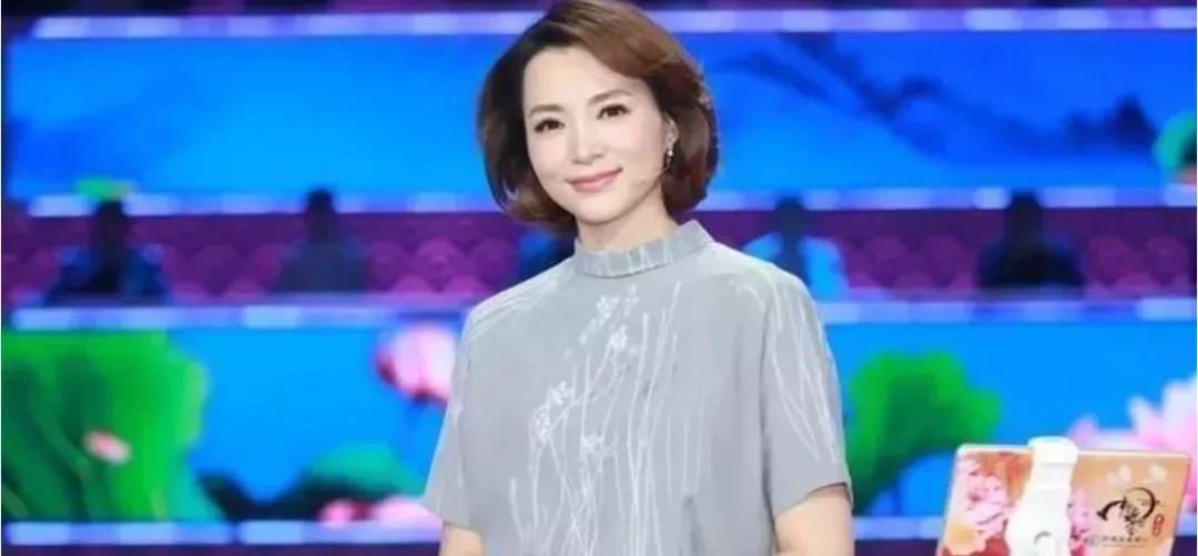 央视最漂亮的五位女主持人，央视五位绝美女主持人风采盘点