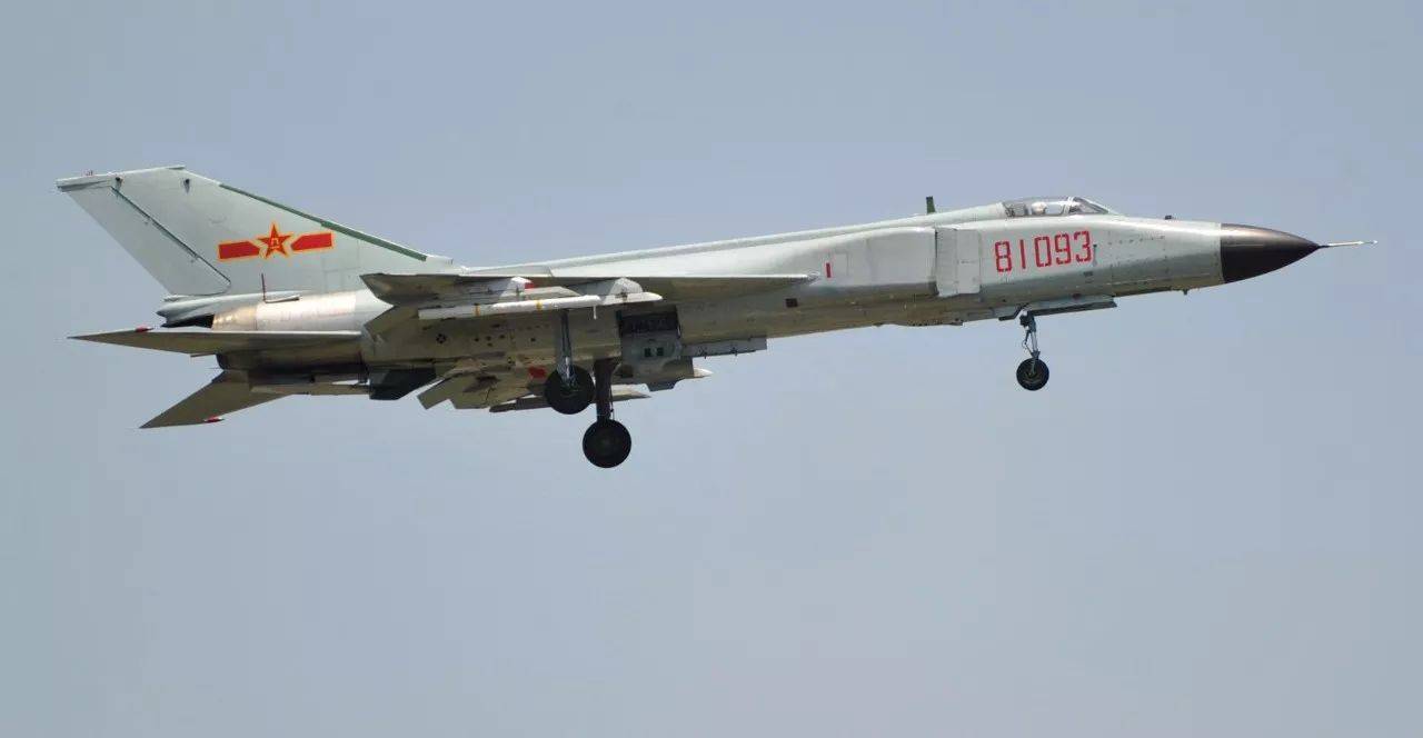歼八B挂载，中国空军力量的重要支柱，歼八B挂载，中国空军力量的核心支柱