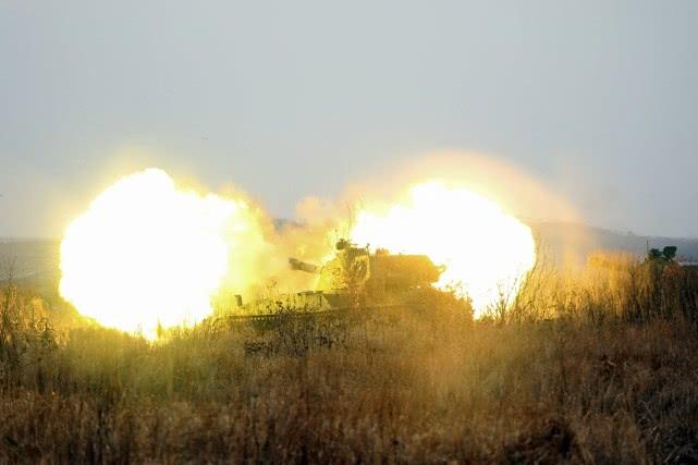 中国155mm自行榴弹炮射程，射程之远与威力之强，中国155mm自行榴弹炮，射程之远与威力强大