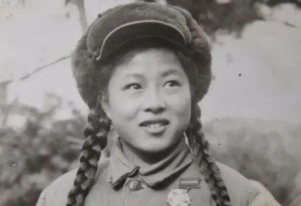 抗美援朝时期的中国女兵图片，英勇与坚韧的象征，抗美援朝时期中国女兵图片，英勇坚韧的象征