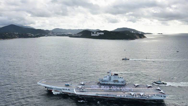 辽宁舰与香港，中国海军力量的双重象征，辽宁舰与香港，中国海军力量的双重象征风采
