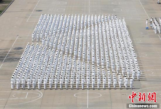 大连舰艇学院阅兵方阵，展现海军力量的荣耀瞬间，大连舰艇学院阅兵方阵，海军力量的荣耀瞬间展示