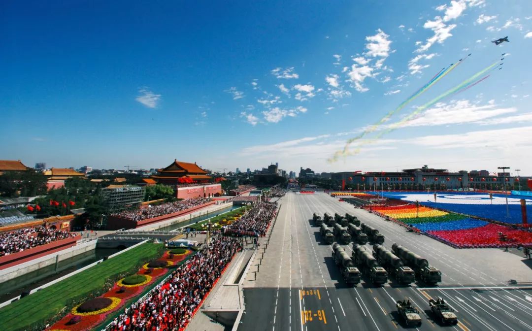 今年阅兵吗？关于2025年国庆阅兵展望，2025年国庆阅兵展望，阅兵仪式的新时代风采