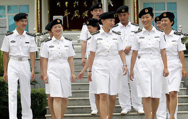 海军夏常服短袖，功能与时尚的结合，海军夏常服短袖，功能与时尚完美融合