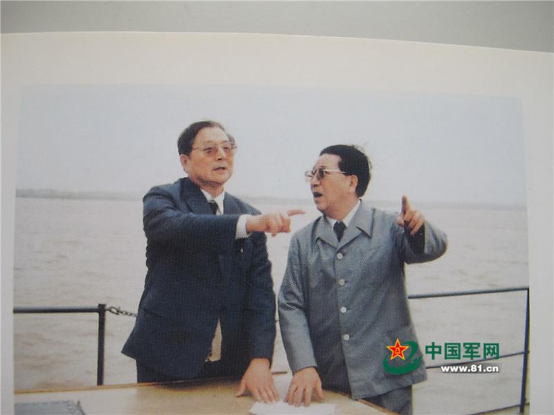 秦基伟将军一家人的传奇故事，秦基伟将军一家人的传奇人生