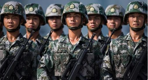 现在还有解放军吗，守护国家的力量与信仰，解放军依旧守护国家力量与信仰，传承信仰与担当