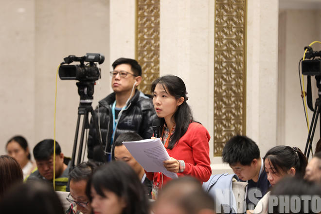 新闻发布会发布词与答记者问，揭示真相，促进理解与沟通，新闻发布会揭秘真相，推动理解与沟通——答记者问实录发布