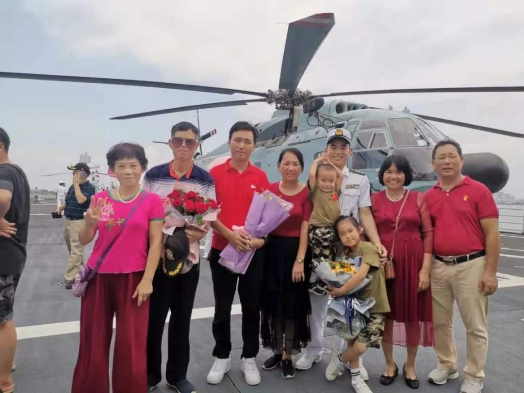 昆仑山舰型号解析，揭示中国海军新型舰艇的奥秘，昆仑山舰型号深度解析，揭示中国海军新型舰艇核心奥秘