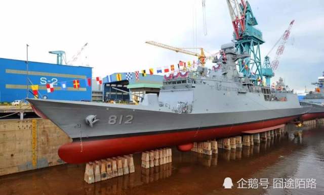 庆祝海军70周年阅兵，法国军舰的荣耀参与，法国军舰参与庆祝海军70周年阅兵，彰显荣耀实力
