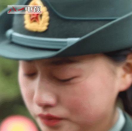 部队仪仗队女兵训练视频，展现坚韧与荣耀，部队仪仗队女兵训练，坚韧与荣耀的展现