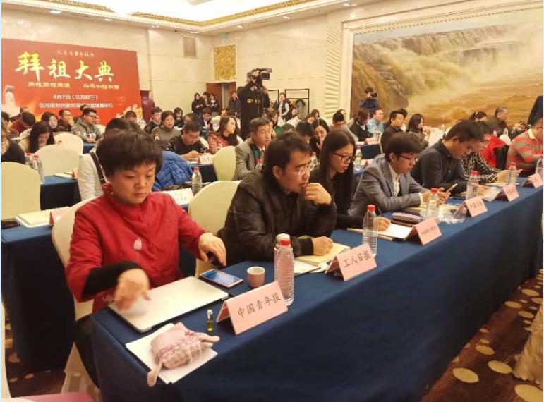 如何看凤凰网新闻，深度、广度与客观性的结合，凤凰网新闻，深度、广度与客观性的完美结合阅读指南