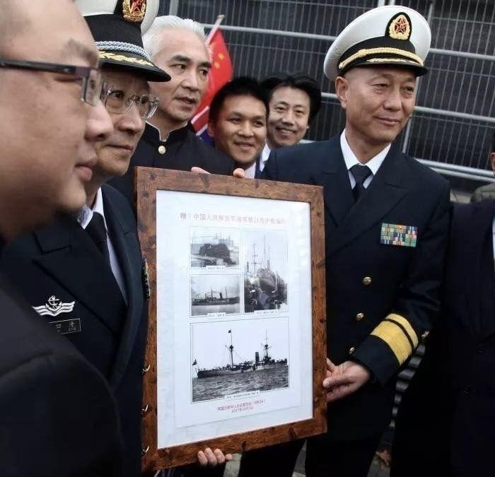 揭秘中国海军的骄傲，054A型护卫舰舰长的级别解析，中国海军骄傲，054A型护卫舰舰长级别深度解析
