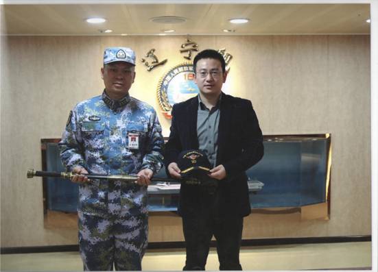 辽宁舰副舰长崔永刚，海军精英的杰出代表，辽宁舰副舰长崔永刚，海军精英典范