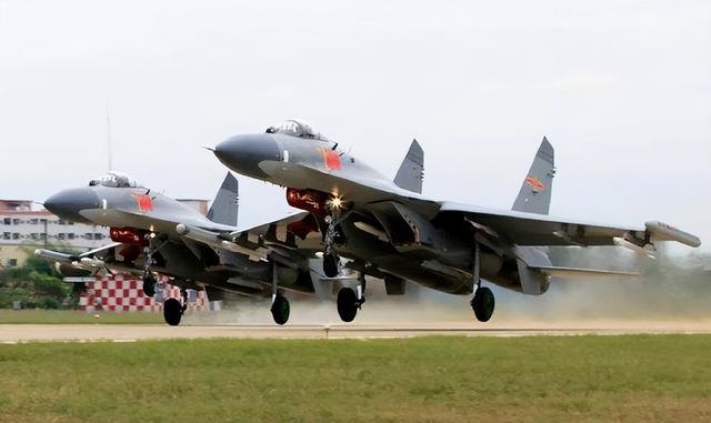 中国空军编制下的师级单位与大队构成解析，中国空军师级单位与大队构成深度解析