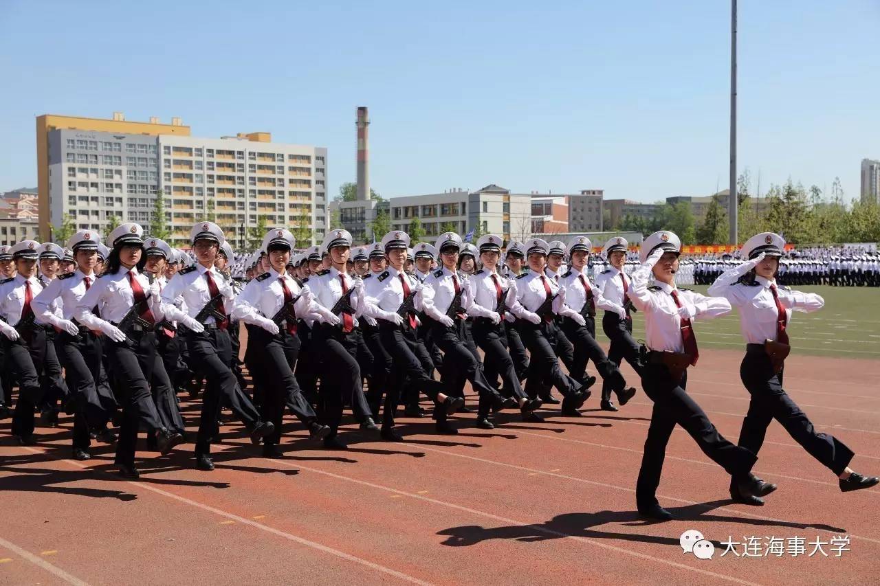 大连海事大学，一所与众不同的海事学府，究竟是不是军校？，大连海事大学，海事特色学府揭秘，究竟是不是军校？