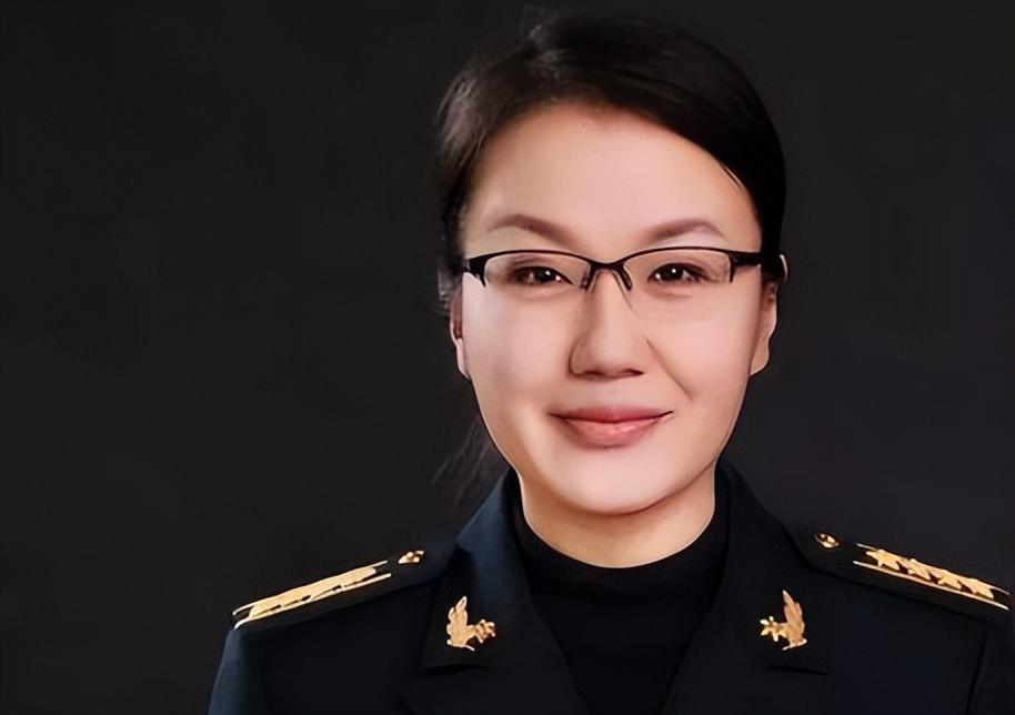 军事评论员李莉近期为什么没有出镜，军事评论员李莉近期未出镜原因探究
