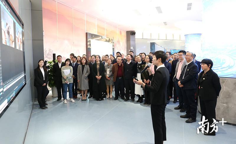 参军报国，准备出发——热血宣传片，热血青春，参军报国，启程新征程——宣传大片震撼来袭！