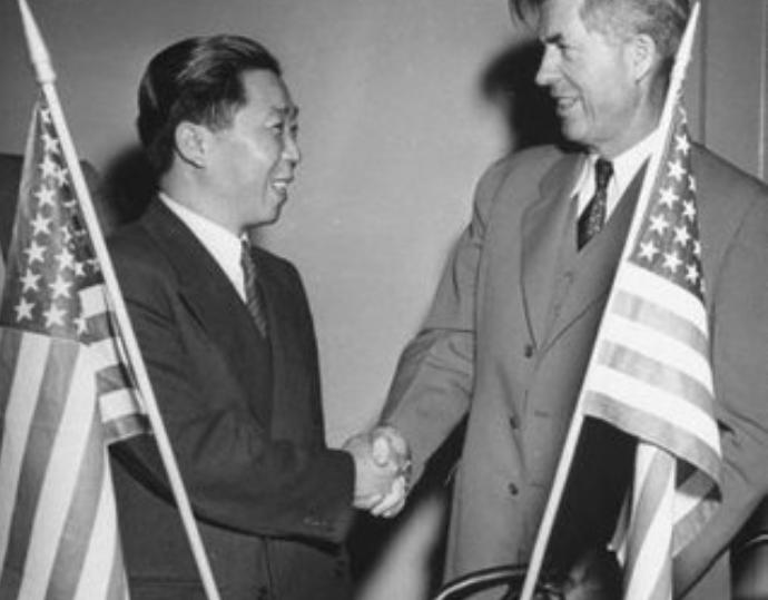 美国向台湾出售武器的深层原因与复杂考量，美国向台湾出售武器的深层原因与背后复杂考量解析