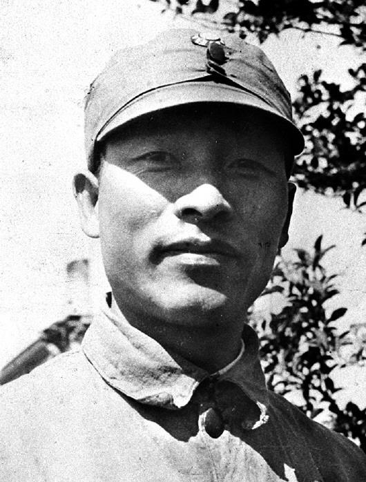 中央办公厅历任主任名单及其历史贡献,中央办公厅历任主任名单及其历史贡献概览