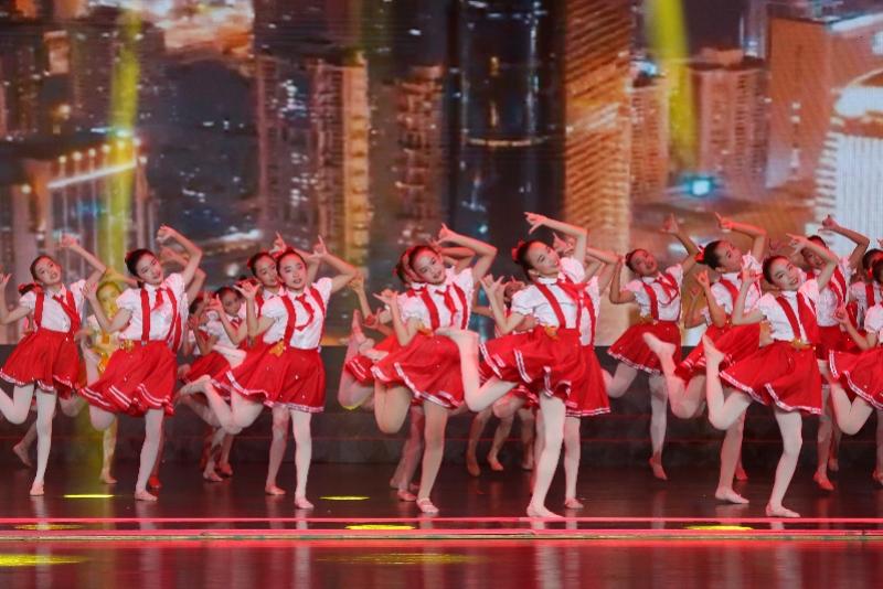 朗诵中国人民志愿军战歌,英勇斗志与民族精神的颂歌,中国人民志愿军战歌朗诵,颂扬英勇斗志与民族精神的壮丽篇章