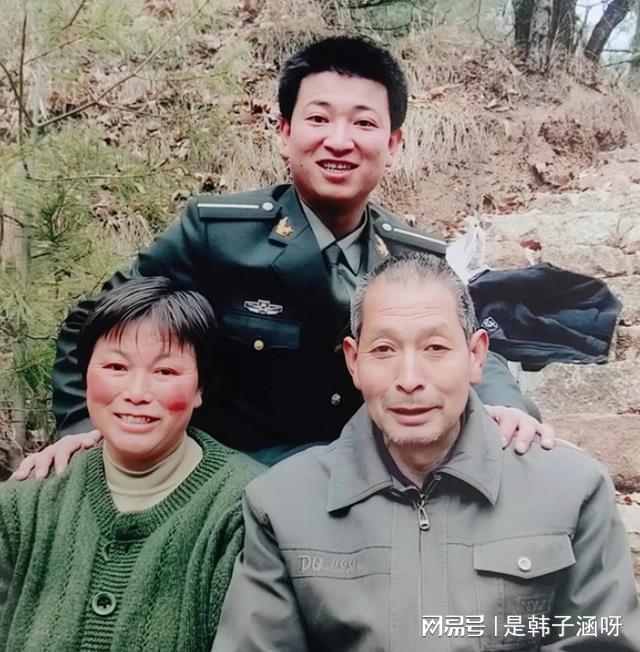 祁发宝与王志文的关系探究,祁发宝与王志文关系深度探究